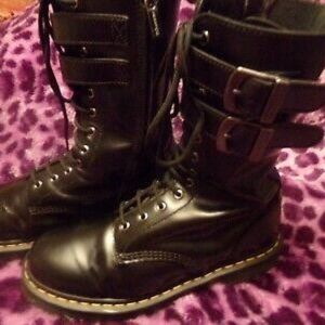 Dr. Martens mid calf UK 10 straps and buckles!